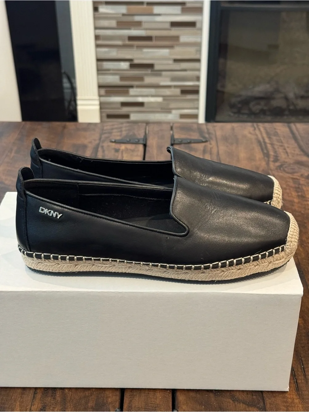 DKNY Mallandra Slip On Espadrille Flat (NWOT)